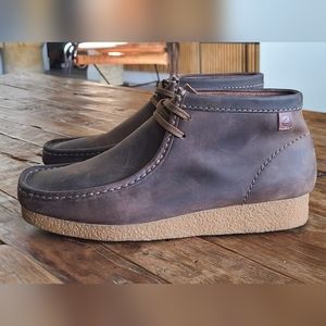 Men's Clarks Originals Moccasin Shacre Boot / Beeswax Brown  Size 11